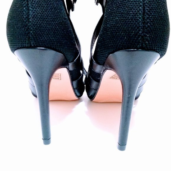 HP🌟 CATHERINE MALANDRINO POINTED STILETTO STRAP BOOTS SIZE 7.5 - Picture 8 of 13